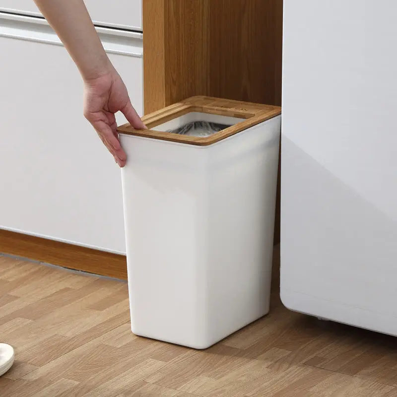 Bamboo Lid Trash Can - shockwave.com.co